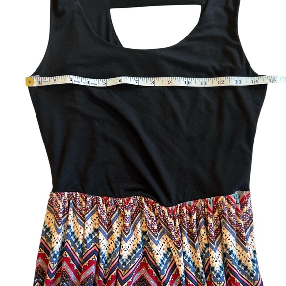 Gilli USA Women’s Sz Small Maxi Dress Multicolor Chevron Tank Style Ladder Back - Picture 7 of 9